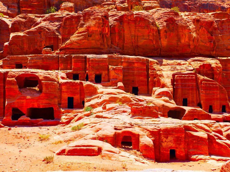 Petra in Jordanien - berühmte archäologische Stätte in der südwestlichen jordanischen Wüste